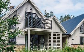 Golden Eagle Lodge
